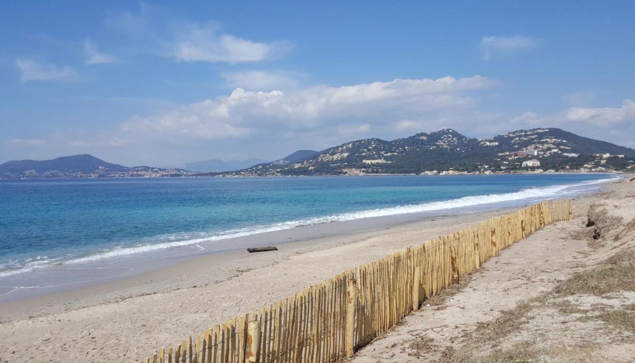 Studio Proche Port Et Plages, Piscine Hyeres Exterior photo